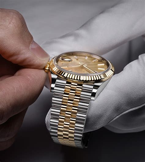 staat een rolex op naam|rolex horloge onderhoud.